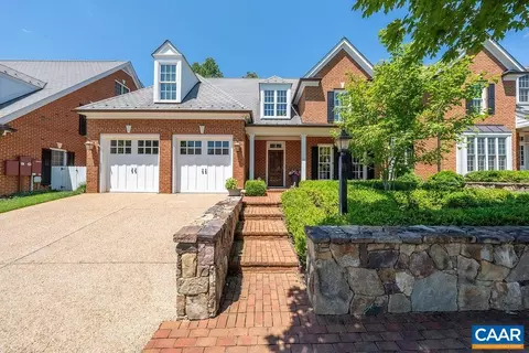 825 Colridge Dr, Charlottesville, VA 22903