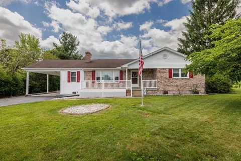 231 Howardsville Tpke, Stuarts Draft, VA 24477
