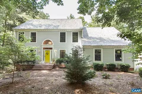 2230 Mechum Pl, Charlottesville, VA 22901