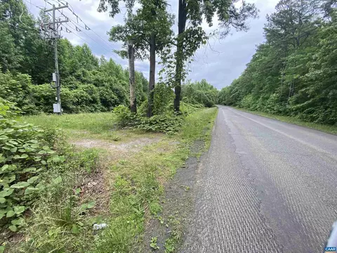 219 Davis Hwy, Louisa, VA 23093