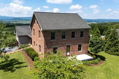 2297 Irish Path, Harrisonburg, VA 22802