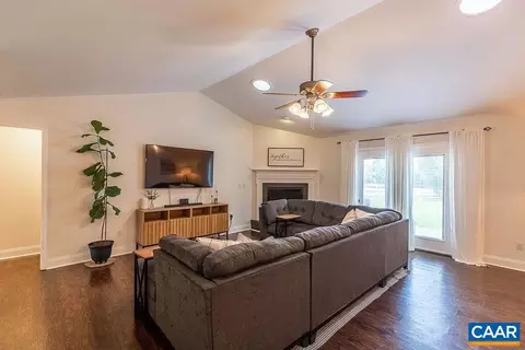 29106 Mary Violet Ln, Rhoadesville, VA 22542 photo 6