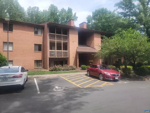 111 Turtle Creek Rd #1, Charlottesville, VA 22901