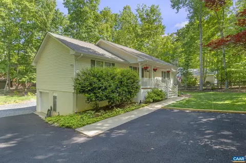 384 Jefferson Dr, Palmyra, VA 22963 photo 4