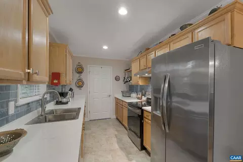 384 Jefferson Dr, Palmyra, VA 22963 photo 18