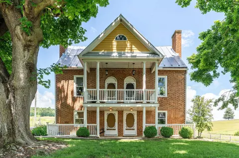943 Almo Chapel Rd, Steeles Tavern, VA 24476