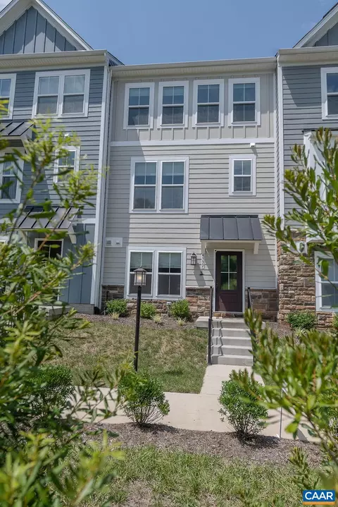 4537 Berwyn Ln, Charlottesville, VA 22902
