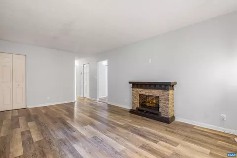 45 Colonial Rd, Palmyra, VA 22963 photo 2