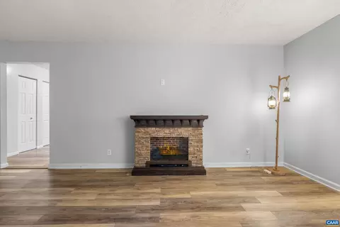45 Colonial Rd, Palmyra, VA 22963 photo 3