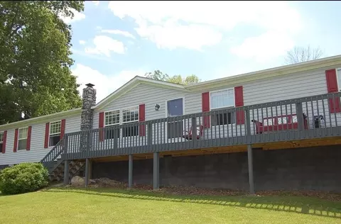 150 Katy Dr, Lexington, VA 24450