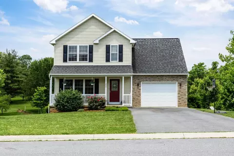 275 Morningside Dr, Broadway, VA 22815