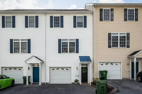 2315 Kendall Ln, Harrisonburg, VA 22801