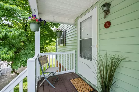700 Rife Rd #8L, Waynesboro, VA 22980
