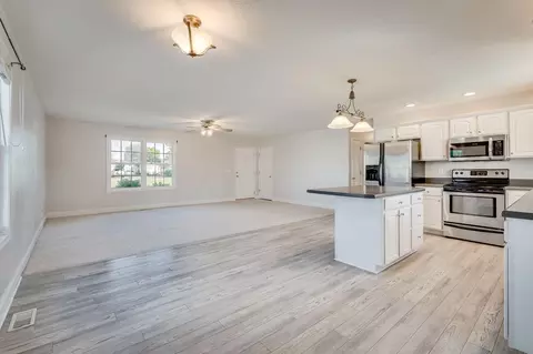 2145 Cloverleaf Ln, Dayton, VA 22821 photo 6