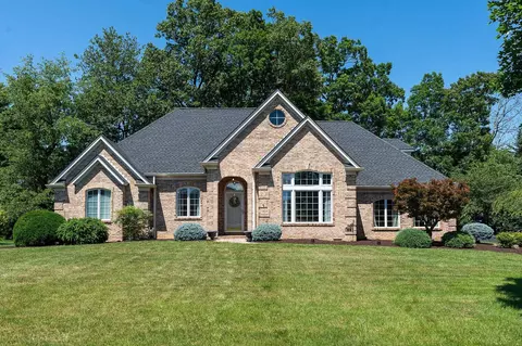 613 Pelham Dr, Waynesboro, VA 22980