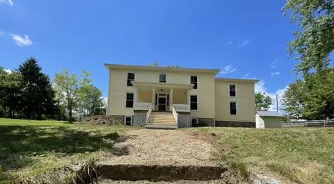 6215 Middlebrook Rd, Middlebrook, VA 24459