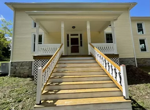 6215 Middlebrook Rd, Middlebrook, VA 24459 photo 2