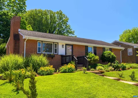 204 Camellia Dr, Charlottesville, VA 22903