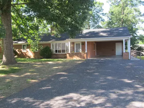 10 Fishersville Rd, Fishersville, VA 22939