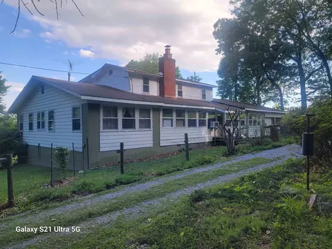 1189 Shipwreck Rd, Shenandoah, VA 22849