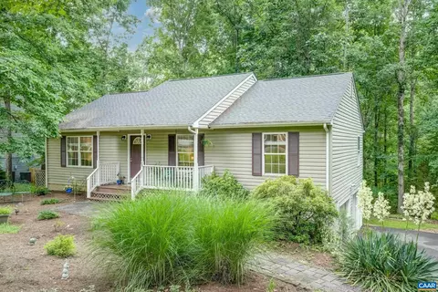 63 Turkeysag Trl, Palmyra, VA 22963