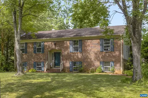1690 Sourwood Pl, Charlottesville, VA 22911