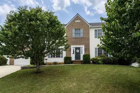 16 Maid Marian Ct, Waynesboro, VA 22980