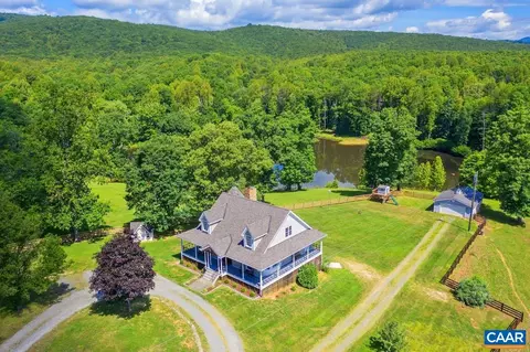 370 Piney Mountain Ln, Shipman, VA 22971