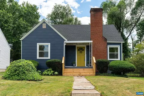 1428 Mulberry St, Waynesboro, VA 22980
