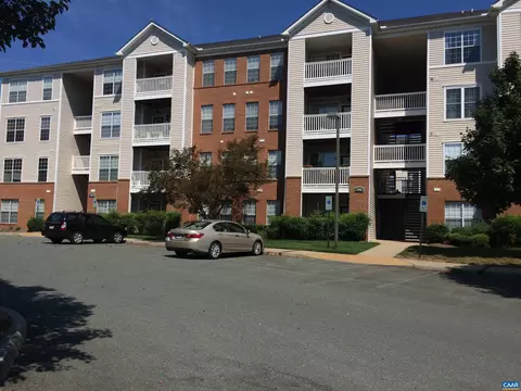 260 Riverbend Dr #2C, Charlottesville, VA 22911