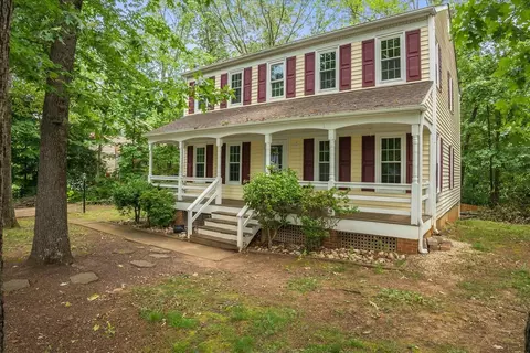 980 Liberty Oaks Ct, Charlottesville, VA 22901