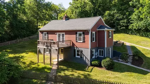 625 Rife Rd, Waynesboro, VA 22980