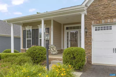 205 Appalachian Ln, Zion Crossroads, VA 22942