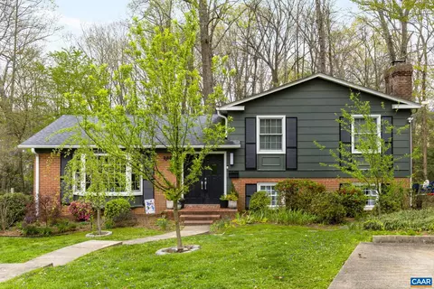 1526 Trailridge Rd, Charlottesville, VA 22903