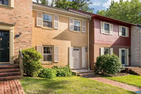 147 Georgetown Grn, Charlottesville, VA 22901