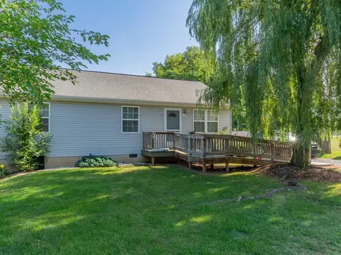 504 Wirt Ave, Elkton, VA 22827