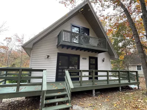 2299 Mountain Dr, Mcgaheysville, VA 22840