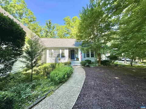 20 Out Of Bounds Rd, Palmyra, VA 22963
