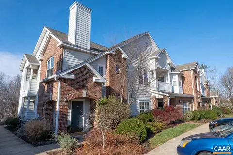 1005 Weybridge Ct #202, Charlottesville, VA 22911