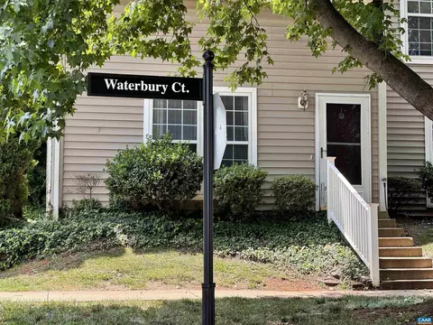 100 Waterbury Ct, Charlottesville, VA 22902