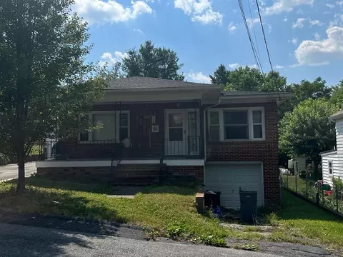 720 Perry St, Staunton, VA 24401
