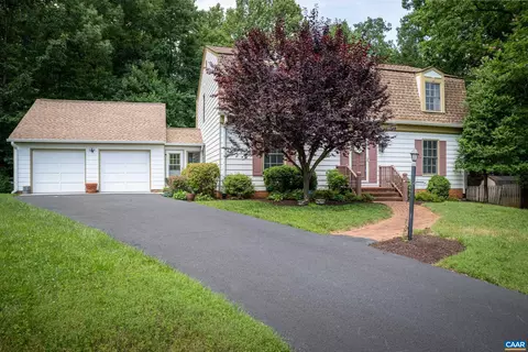 104 Woodhurst Ct, Charlottesville, VA 22901