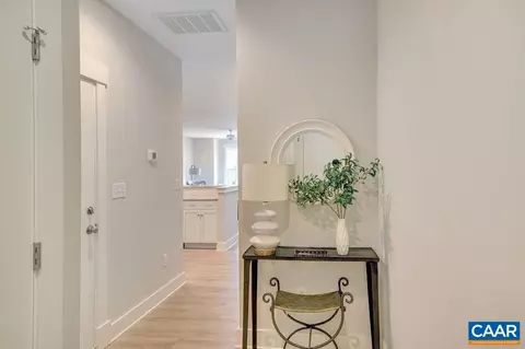 121 Blithe Ct, Charlottesville, VA 22901 photo 3