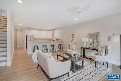 121 Blithe Ct, Charlottesville, VA 22901