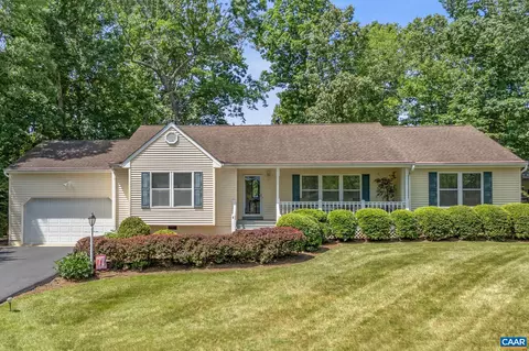 4 Ashton Rd, Palmyra, VA 22963