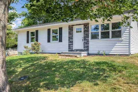 153 E Riverside Dr E, Timberville, VA 22853