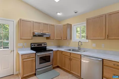 10 Austin Dr, Palmyra, VA 22963 photo 9