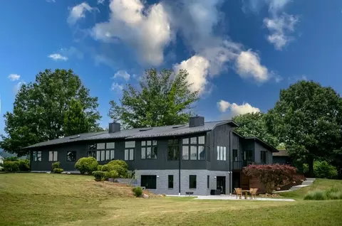 833 Mt Olivet Church Rd, Elkton, VA 22827