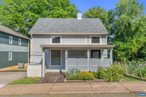 223 SW 4th St SW, Charlottesville, VA 22903