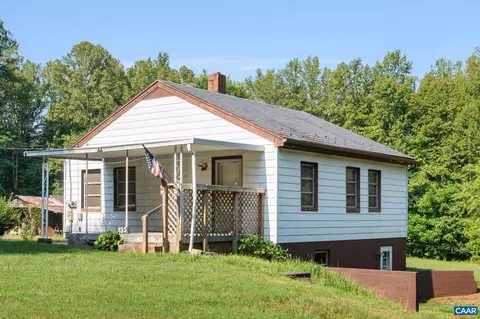 435 Jonestown Rd, New Canton, VA 23123